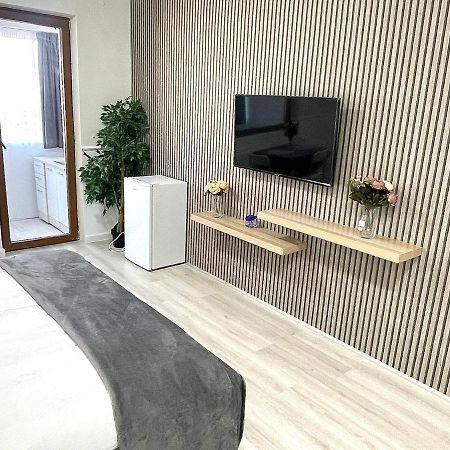 Baneasa Luxury Apartaments Bucharest Exterior photo