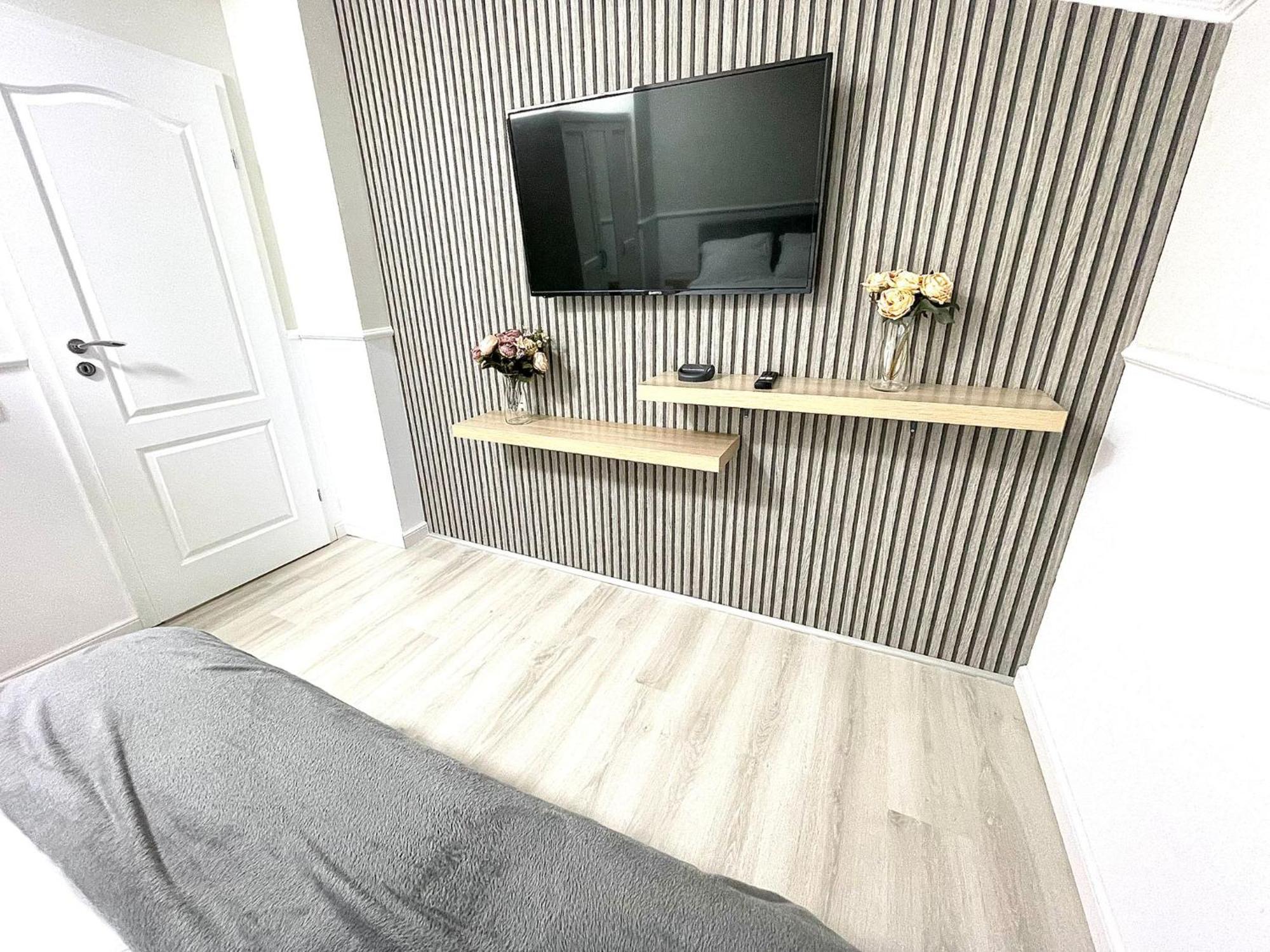 Baneasa Luxury Apartaments Bucharest Exterior photo