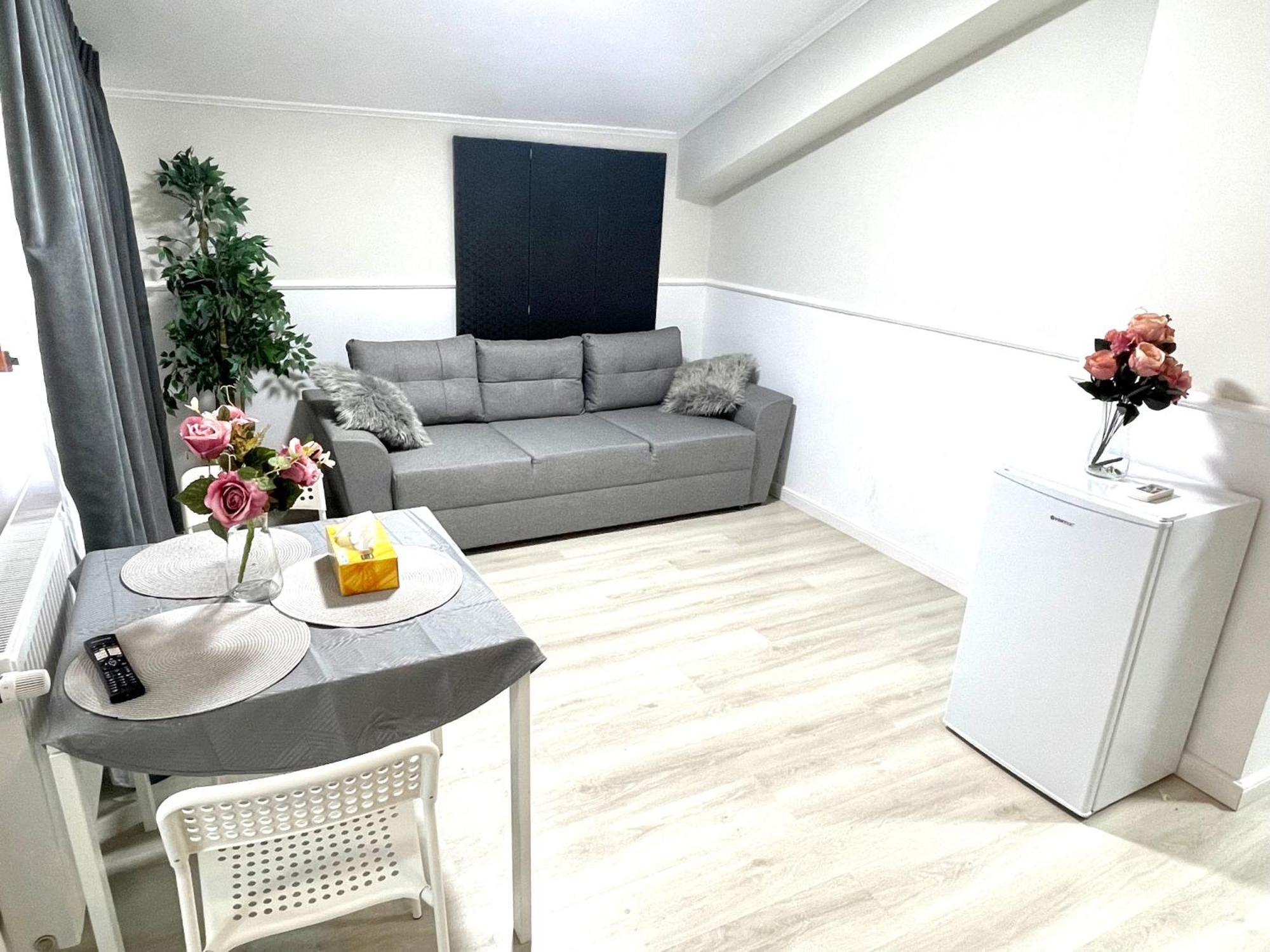 Baneasa Luxury Apartaments Bucharest Exterior photo